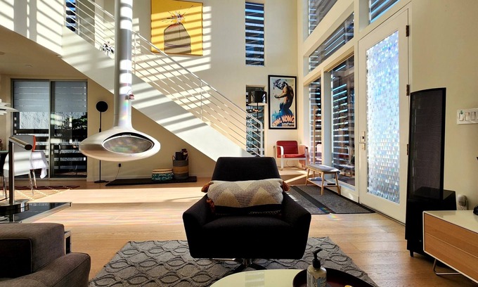Beverly Grove House | Architectural Designer/Creative Loft In LA, West Hollywood, and Beverly Hills