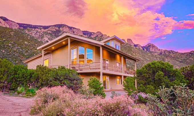 Placitas House | Architectural Peace and Perfection in the Sandia Mountains