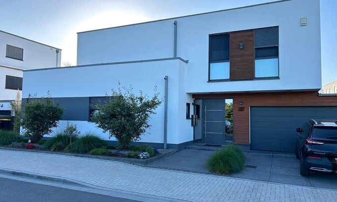 Rhein-Erft-Kreis District Villa | Architekten Villa zw. Köln und DUS - Messe nah - Tolle Wanderwege in der Nähe