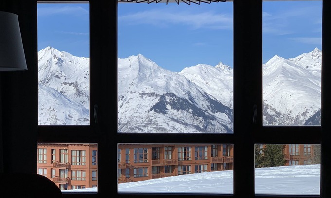 Arc-1800 Apartment | Arcs 1800 ski in ski out luxury apartment with pool/spa and Mont Blanc view