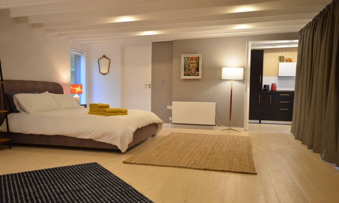Portnalong House | Ardtreck-Your Private SAUNA,HILL,Wood burner&more