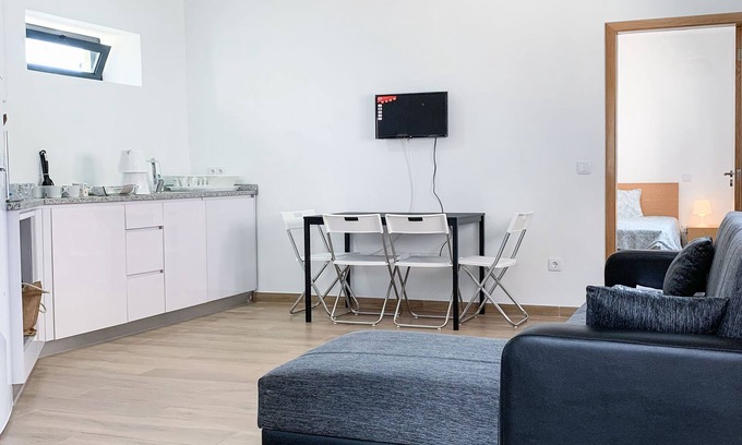 Sao Pedro de Casteloes House | Areias Village - Casa Verde