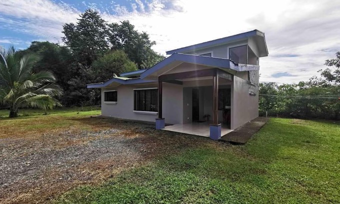 La Fortuna Apartment | Arenal Urbina’s / beatifull green area