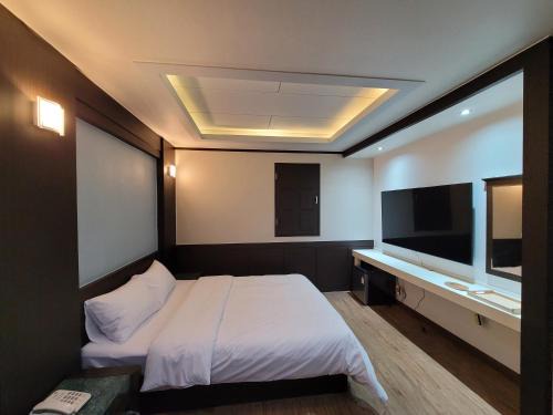 Geumjeong-dong Hotel | Areum Hotel