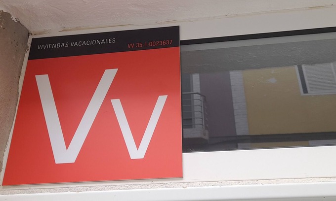 Arguineguin House | Arguineguin, vacation home directly by the sea, Casa Perchel