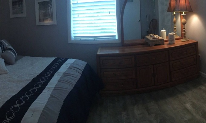 Sea Scape Apartment | Argyles Place 3 beds/Spa bath/kitchen pet friendly