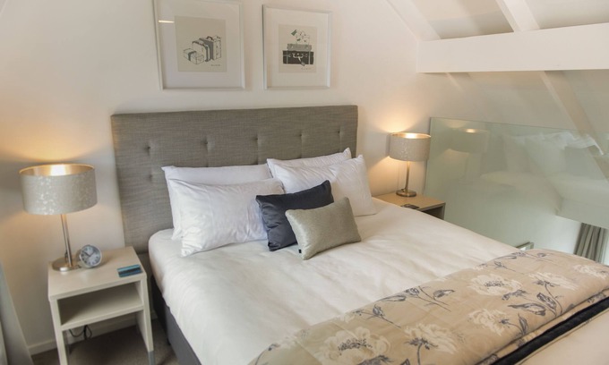 Dunedin Hotel | Aria On Bank