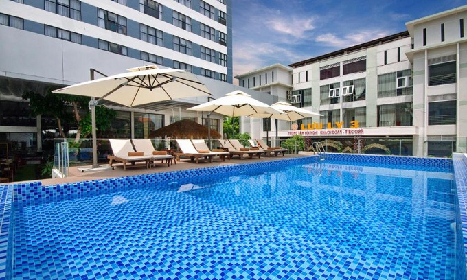 Tran Phu Beach Hotel | Aries Hotel