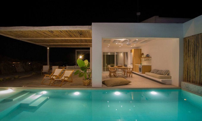 Olympiada Villa | Aristotelia Gi Villas - The Ultimate Poolside Luxury