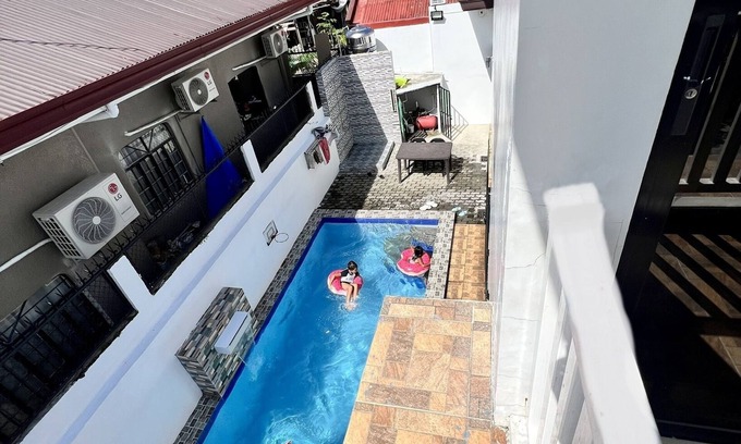 Angeles City House | Arizona Splash Private Pool Villa