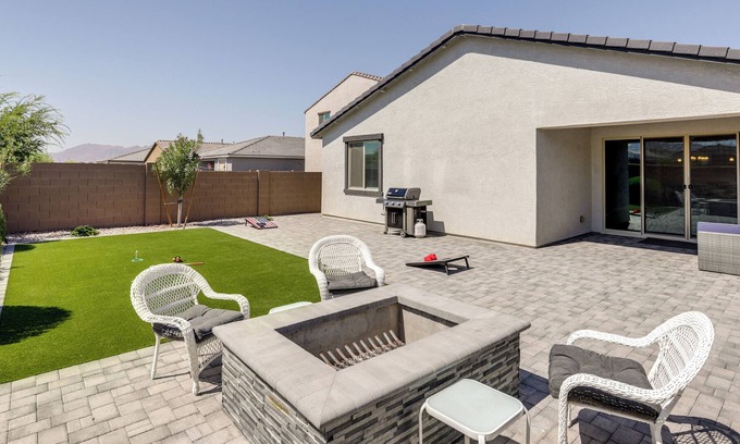 Laveen House | Arizona Vacation Rental w/ Spacious Yard