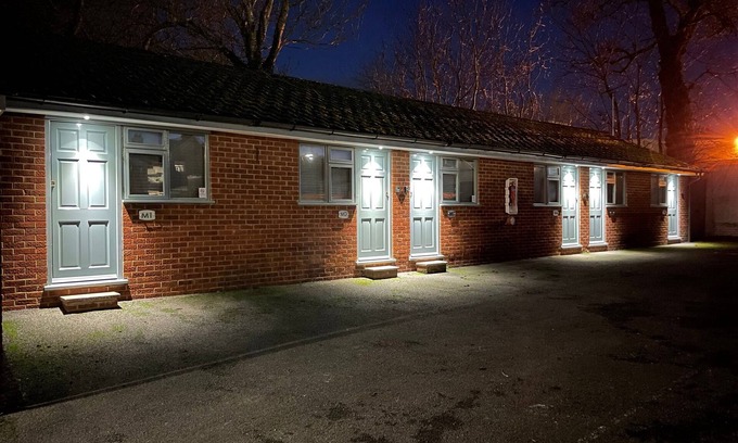 Basingstoke Hotel | Arlan House, Superb Basingstoke Hotel - Room 12