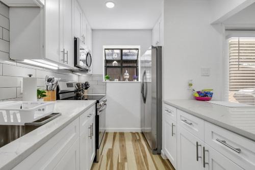West Arlington House | Arlington Entertainment District Home Blue Door