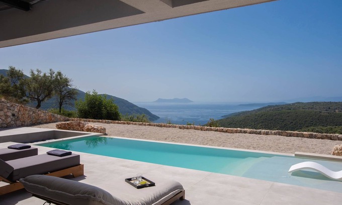 Fternon Villa | Armante Supreme Villas-Villa Ilianna