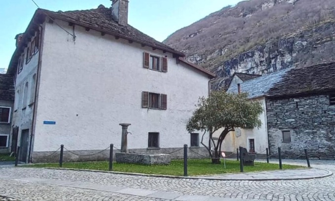 Foroglio Apartment | Armonia edificio storico del 1563.