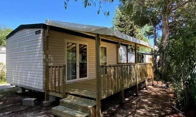 Villeneuve-les-Maguelone House | Arnel Campsite * - Mobile home Riviera Beach - 32m2 - 2 ch - 4 persons