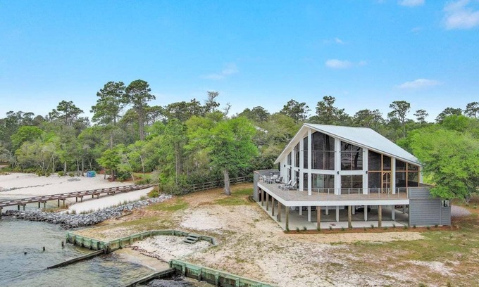 Josephine House | Arnica Bay Bliss - Bring your boat! Close to Pirates Cove!