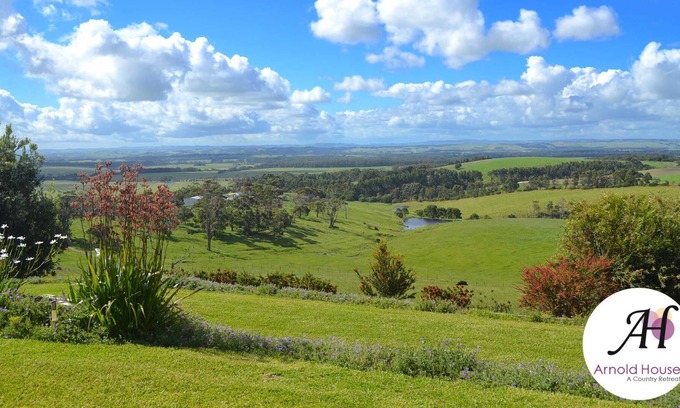 Buffalo Bed & Breakfast | Arnold House - Beautiful Country Retreat - The Anastasia Suite.