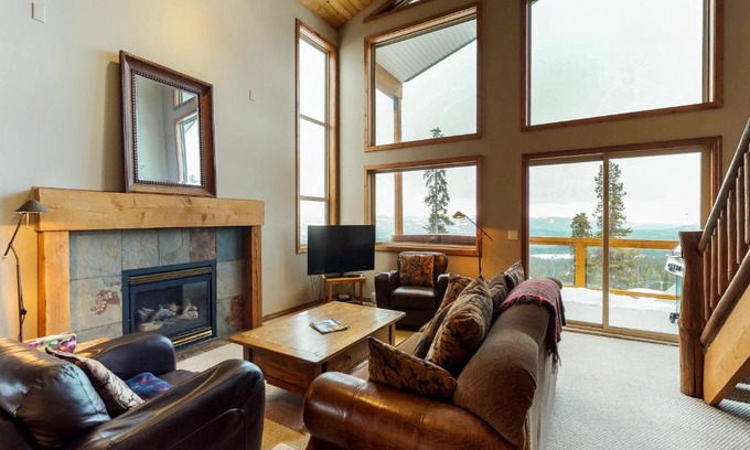 Snow Pine Estates Apartment | Arolla Chalet D