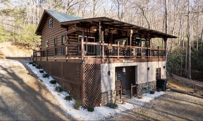 Blairsville Cabin | AROMA OF MOUNTAINS