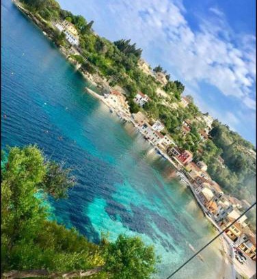 Longos House | Aronis Spyros Panoramic Seaview Rooms