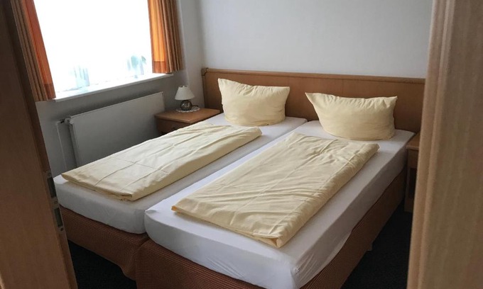 Fluggendorf Hotel | Arp's Gasthof