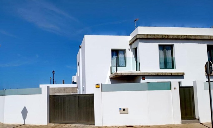 Arrecife Villa | Arrecife exclusive beach house
