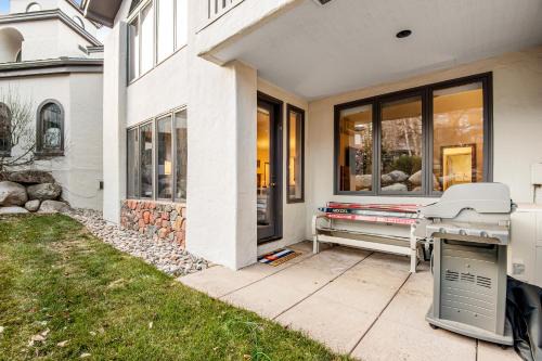 Edwards Apartment | Arrowhead Ski Condo