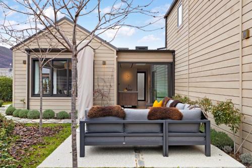 Arrowtown House | Arrowtown Mountain Views