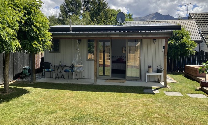 Arrowtown House | Arrowtown: Self-contained sleep-out at rear of private section.