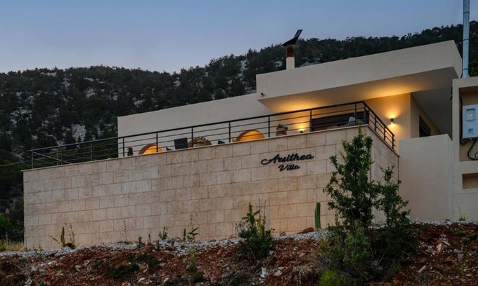 Monolithos Villa | Arsithea Villa