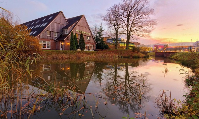 Bruggenmors Hotel | Art And Nature Meet Here — Steps From TwentseWelle And Peaceful Parks