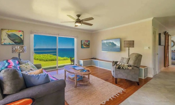 Princeville Condo | Art and Ocean | Serenity on Kauai's Shore