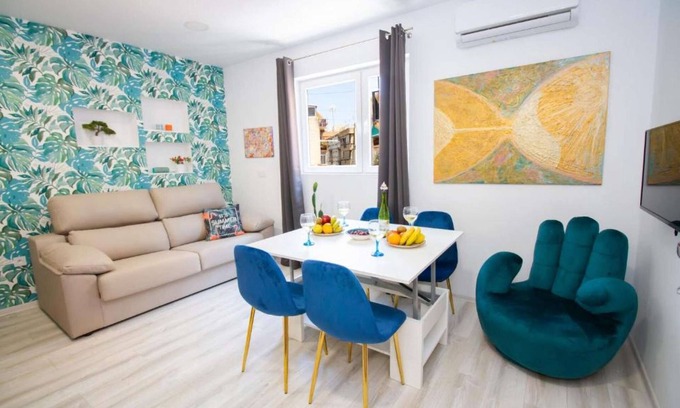 Pla del Bon Repos Apartment | Art Apartment VI, Two-Bedroom Apartment