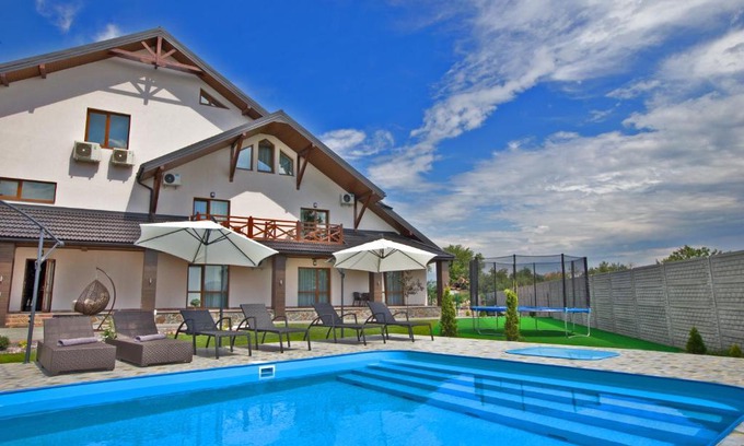 Serednye House | ART Boutique Chalet