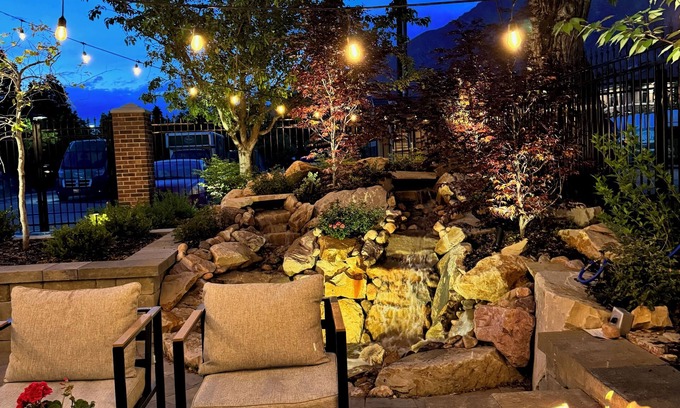 Springville Hotel | Art City Inn