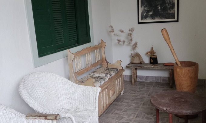 Praia da Enseada Apartment | Art Corner 1