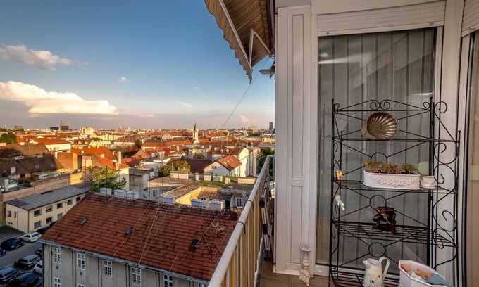 Zagreb Apartment | Art Deco Apartment