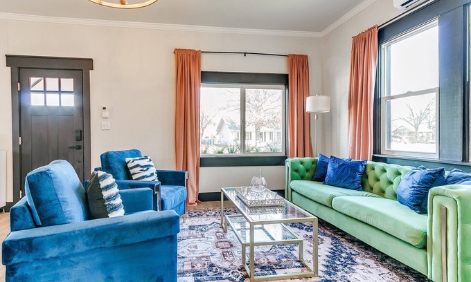 Central Oklahoma City House | Art Deco Dream in the heart of enchanting Oklahoma City
