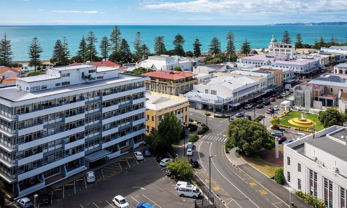 Napier Apartment | Art Deco Escape - Inner City Apartment Napier