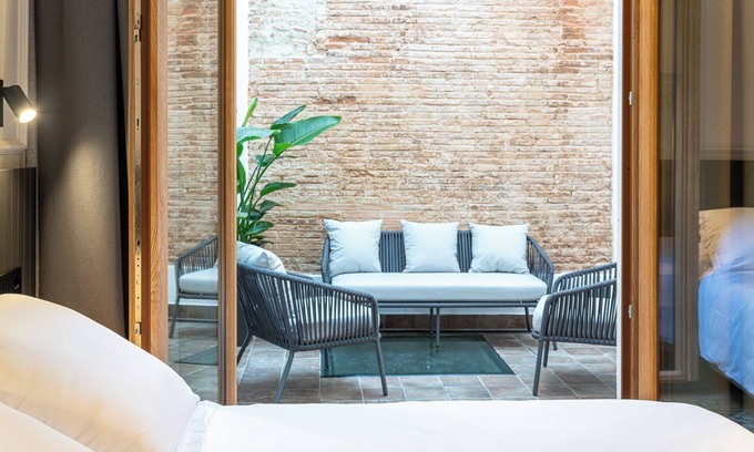 Vinaros Bed & Breakfast | Art Experience H. Boutique