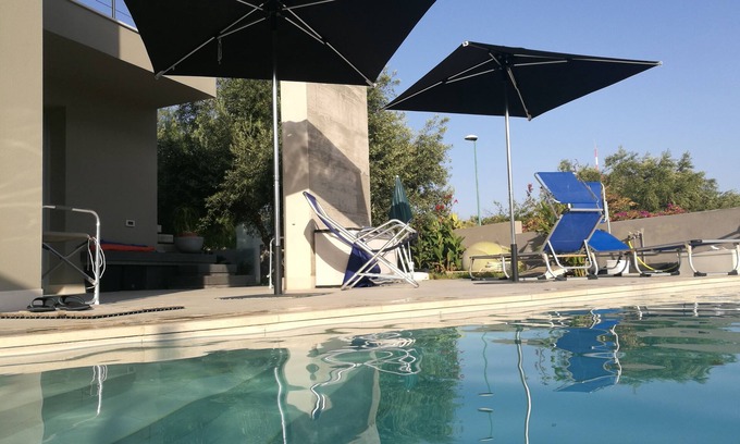 Su Forti Bed & Breakfast | Art House Margine Rosso