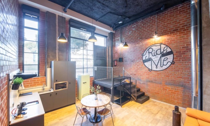 Pobles de l'Oest Apartment | Art Loft 03 'Atelier Bike' in Valencia
