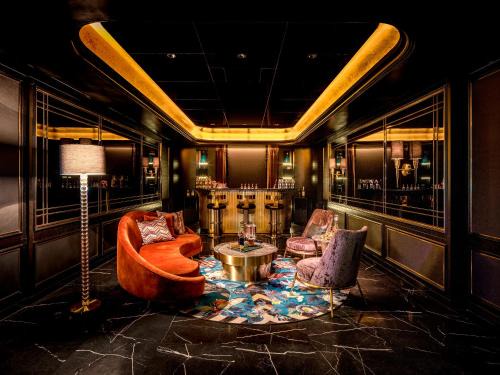 Jung-gu Hotel | Art Paradiso, Paradise City