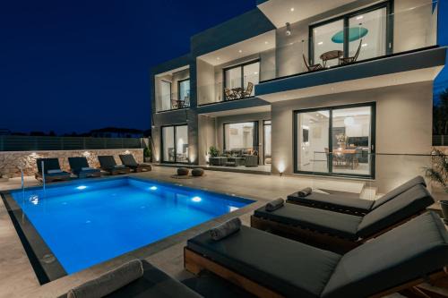 Porto Koukla Villa | Artemis Villa