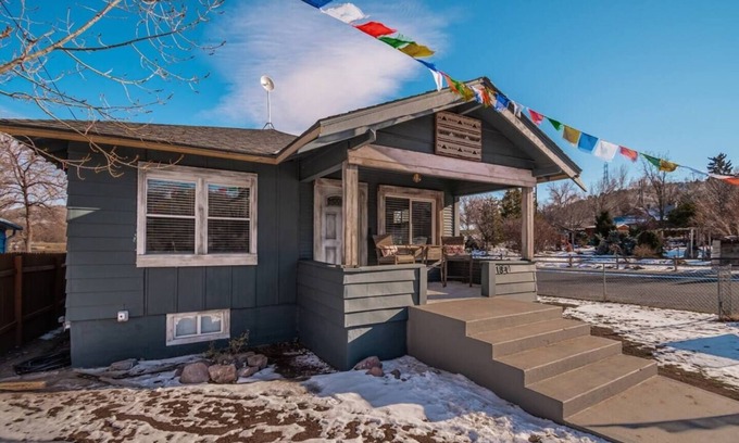 Pocatello House | Artful Cake House Retreat | Trails & Park Nearby