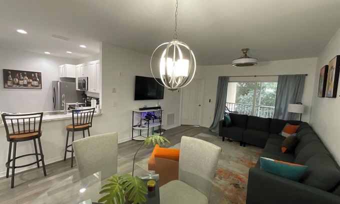 Riverview Condo | Artful Haven: A Stylish Escape