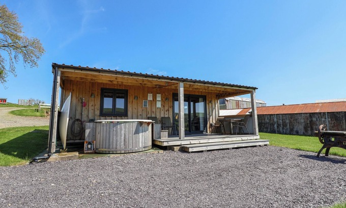 Cilcain Cottage | ARTHUR, romantic, country holiday cottage, with hot tub in Cilcain