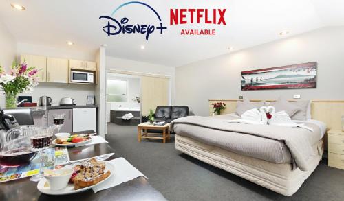 Edgeware Hotel | Arthur's Court Motor Lodge