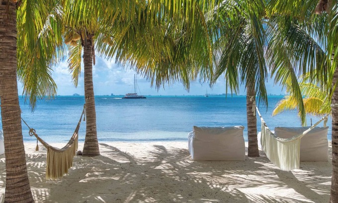 Isla Mujeres Apartment | Artila Isla Mujeres: Luxury Meets Coastal Elegance